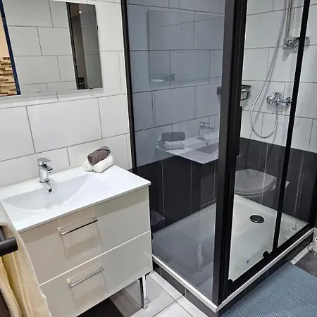 Neuf Apartment Marseille